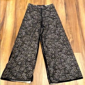 Alice + Olivia wide-leg lace overlay pants size 2